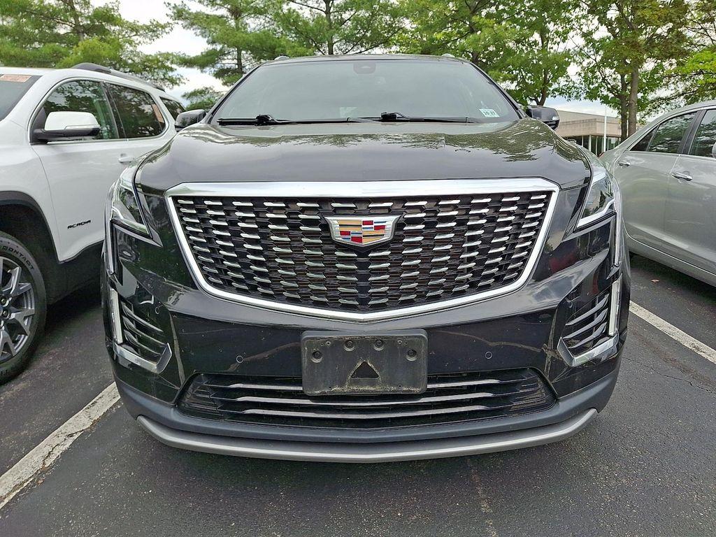 used 2023 Cadillac XT5 car, priced at $33,490