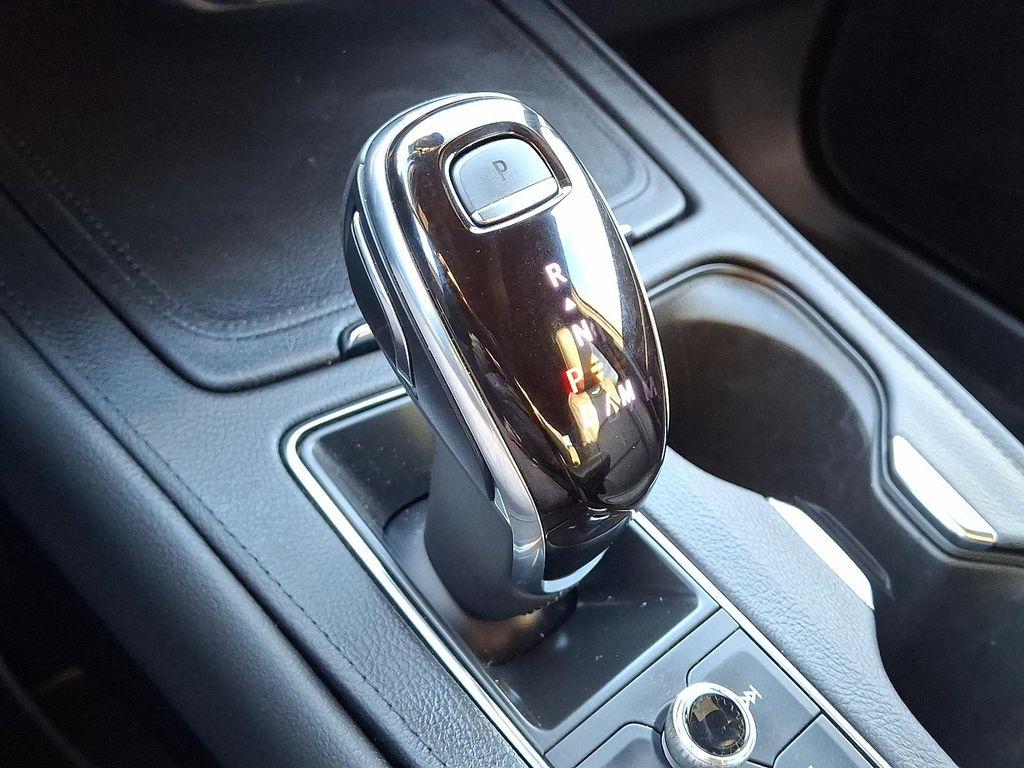 used 2022 Cadillac XT4 car, priced at $26,985