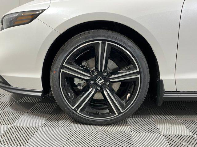 new 2025 Honda Accord Hybrid car, priced at $33,301