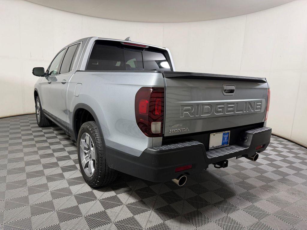 used 2025 Honda Ridgeline car, priced at $35,798