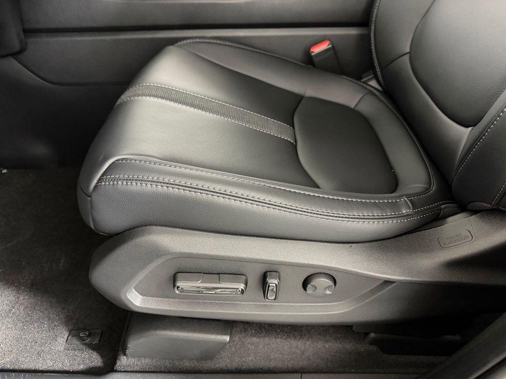 new 2026 Honda Pilot car, priced at $44,218