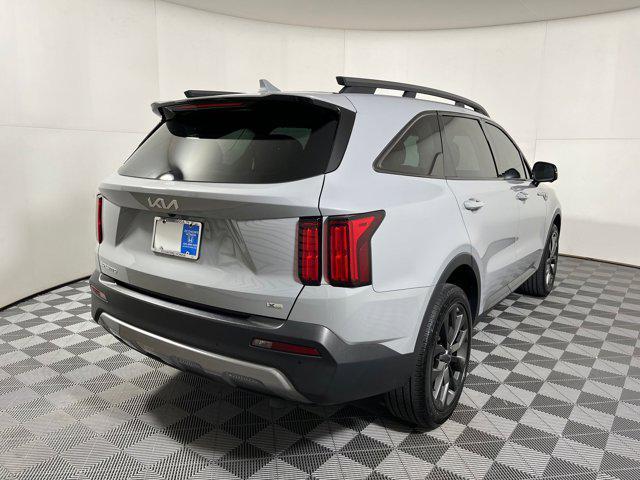 used 2023 Kia Sorento car, priced at $28,996