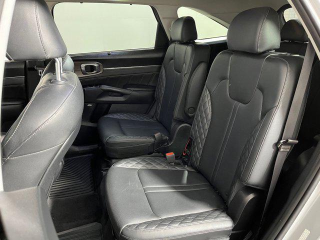 used 2023 Kia Sorento car, priced at $28,996