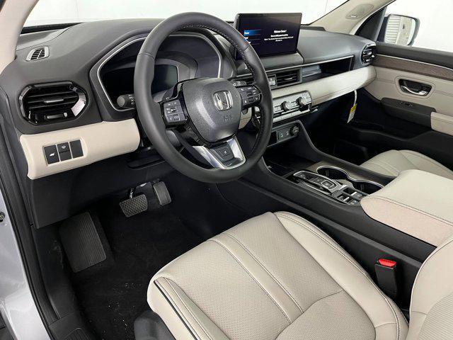 new 2026 Honda Pilot car, priced at $54,241