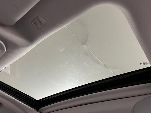 used 2022 Toyota Highlander car, priced at $26,999