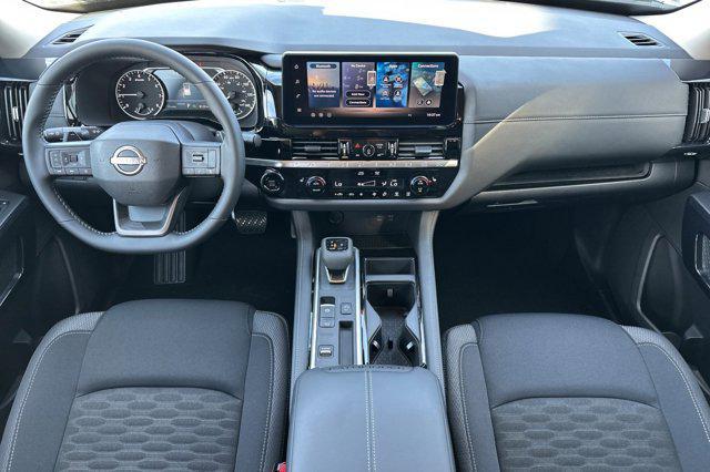 new 2026 Nissan Pathfinder car, priced at $39,188