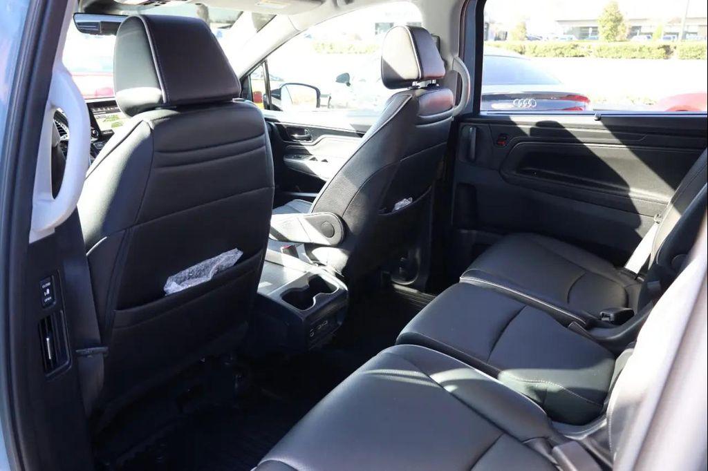 used 2023 Honda Odyssey car, priced at $41,999