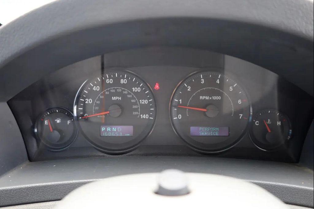 used 2006 Jeep Grand Cherokee car, priced at $4,999