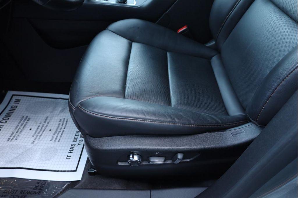 used 2023 Cadillac XT4 car, priced at $29,999