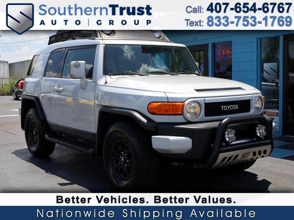 used 2007 Toyota FJ Cruiser car, priced at $19,999