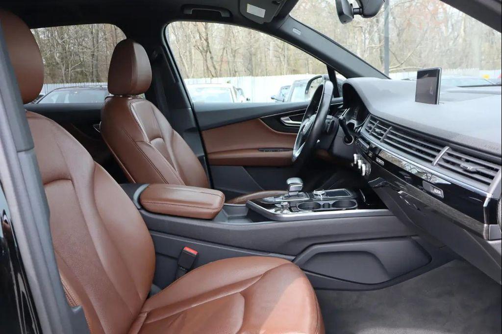 used 2017 Audi Q7 car, priced at $13,995