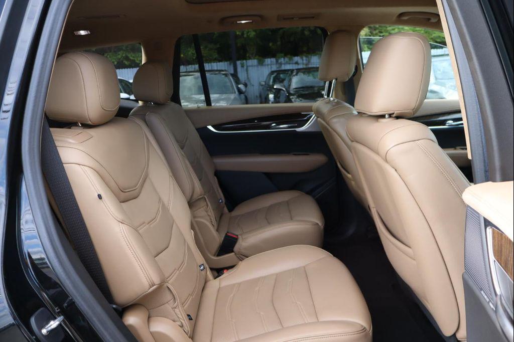 used 2023 Cadillac XT6 car, priced at $31,995