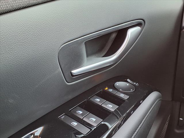 new 2026 Hyundai TUCSON Hybrid car, priced at $43,758