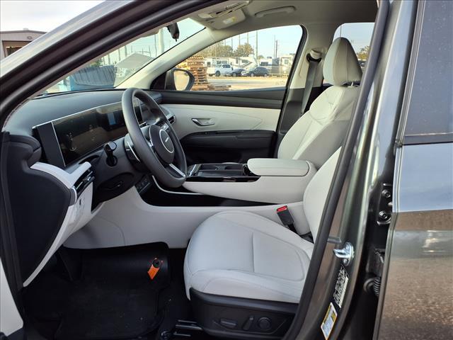 new 2025 Hyundai TUCSON Hybrid car, priced at $34,986