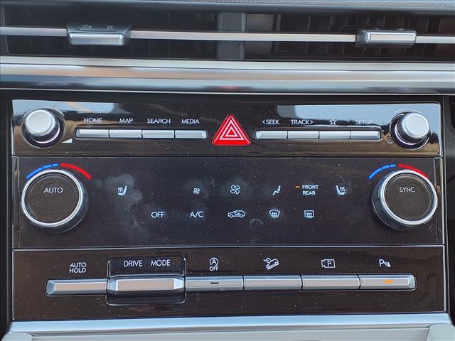 used 2025 Hyundai Santa Fe car, priced at $34,595