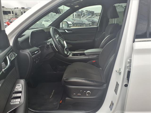used 2024 Hyundai Palisade car, priced at $44,580