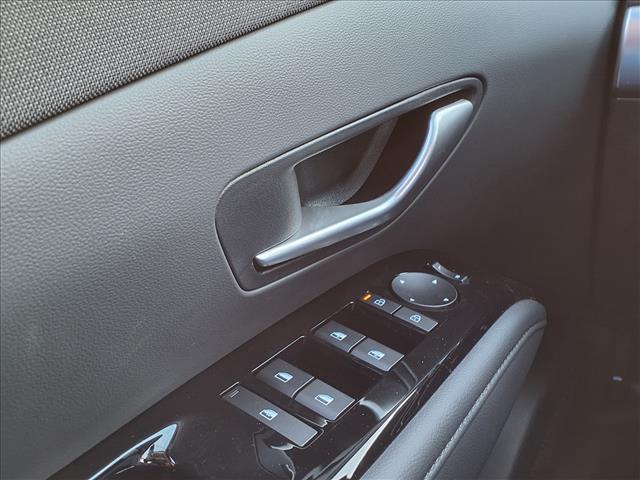 new 2026 Hyundai TUCSON Hybrid car, priced at $43,783