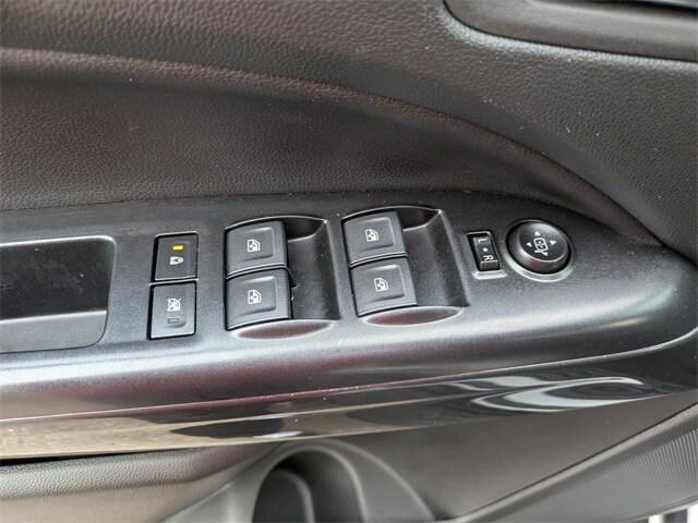 used 2022 GMC Canyon car, priced at $27,332