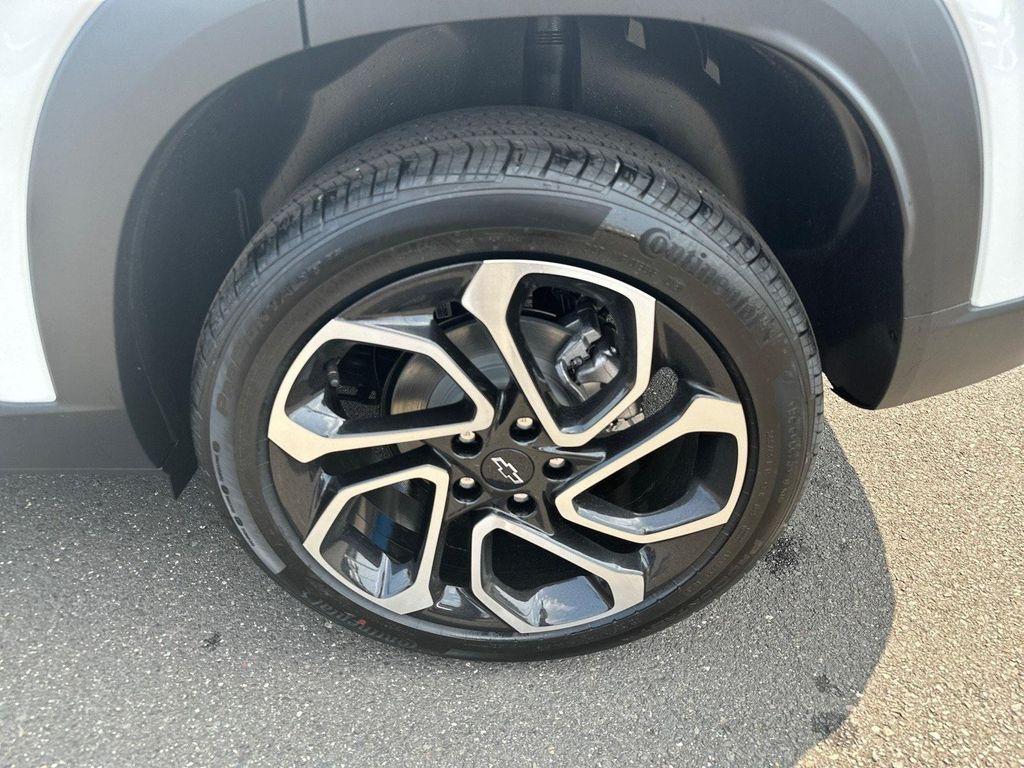 new 2026 Chevrolet Trax car, priced at $27,990