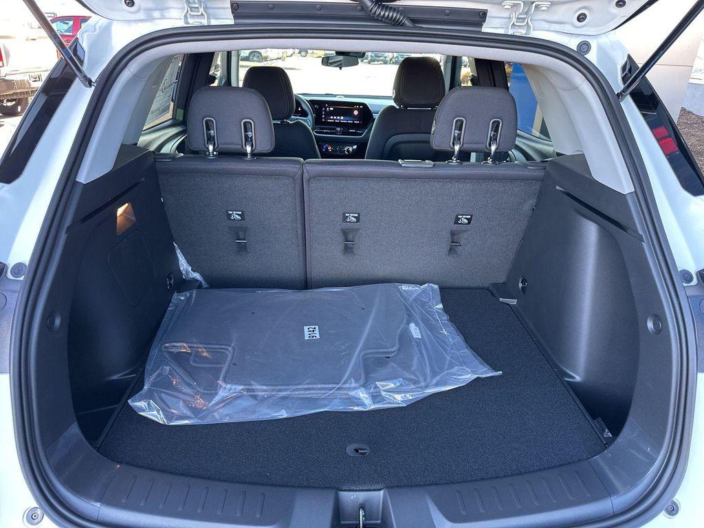 new 2026 Chevrolet TrailBlazer car, priced at $24,295