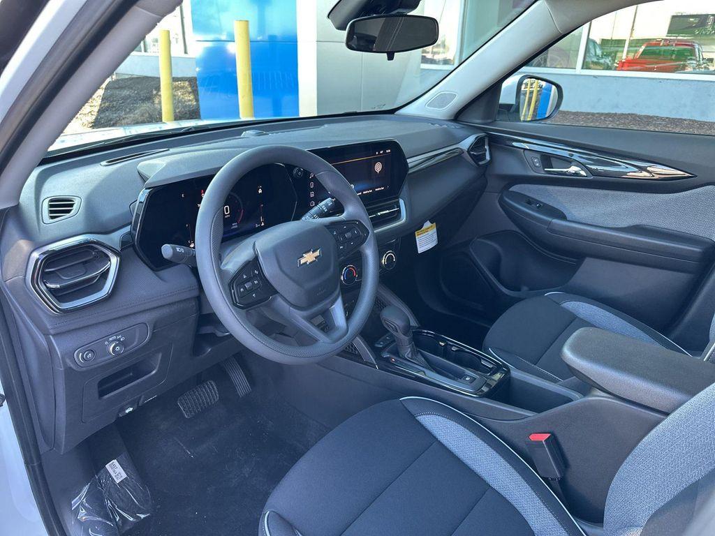new 2026 Chevrolet TrailBlazer car, priced at $24,295