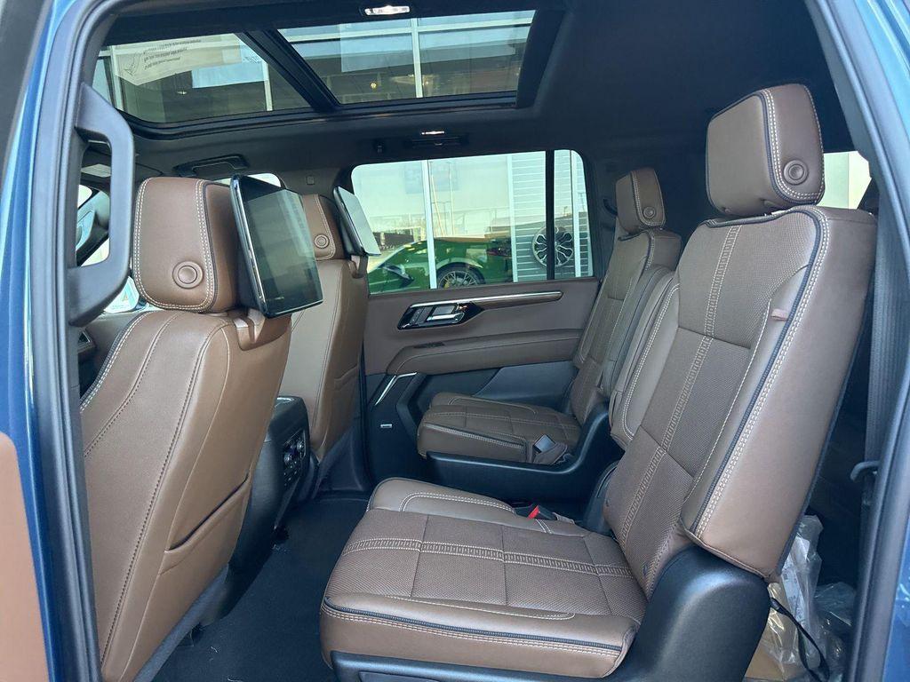 new 2026 Chevrolet Suburban car, priced at $98,970