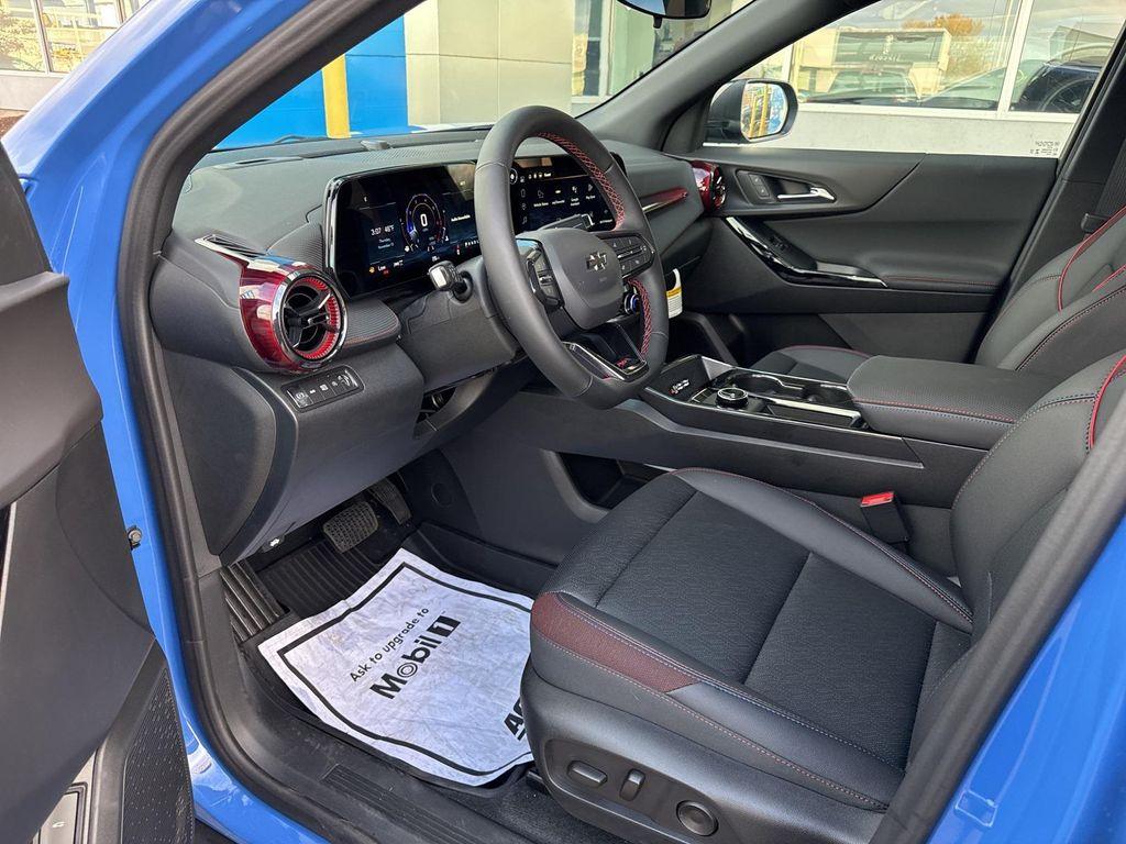 new 2026 Chevrolet Equinox car, priced at $31,660