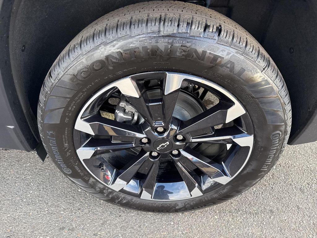 new 2026 Chevrolet Equinox car, priced at $31,660