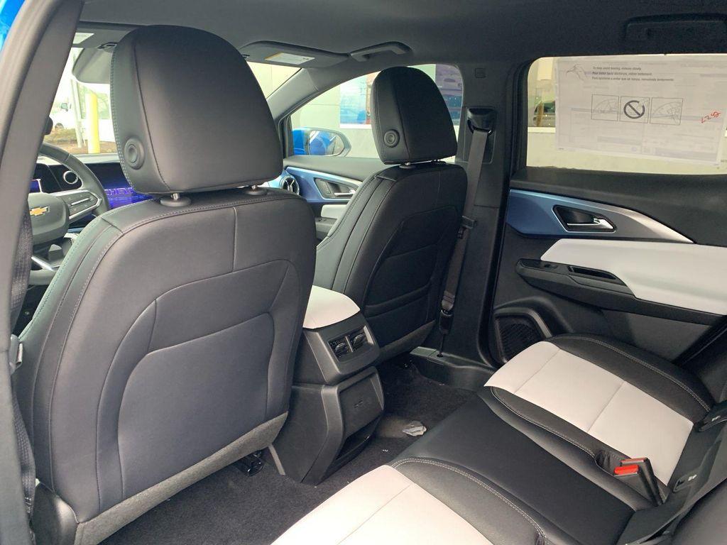 new 2026 Chevrolet Equinox EV car, priced at $39,295