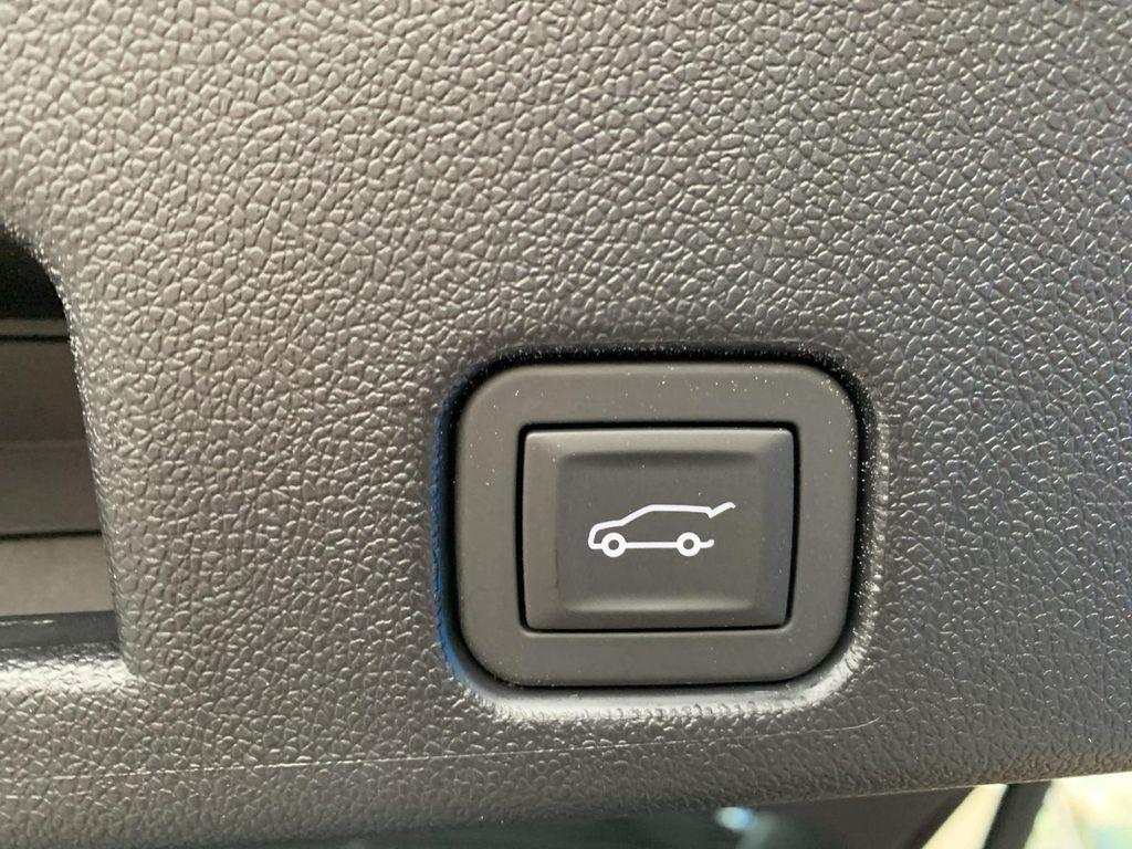 new 2026 Chevrolet Traverse car, priced at $57,220