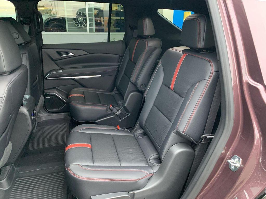 new 2026 Chevrolet Traverse car, priced at $57,220