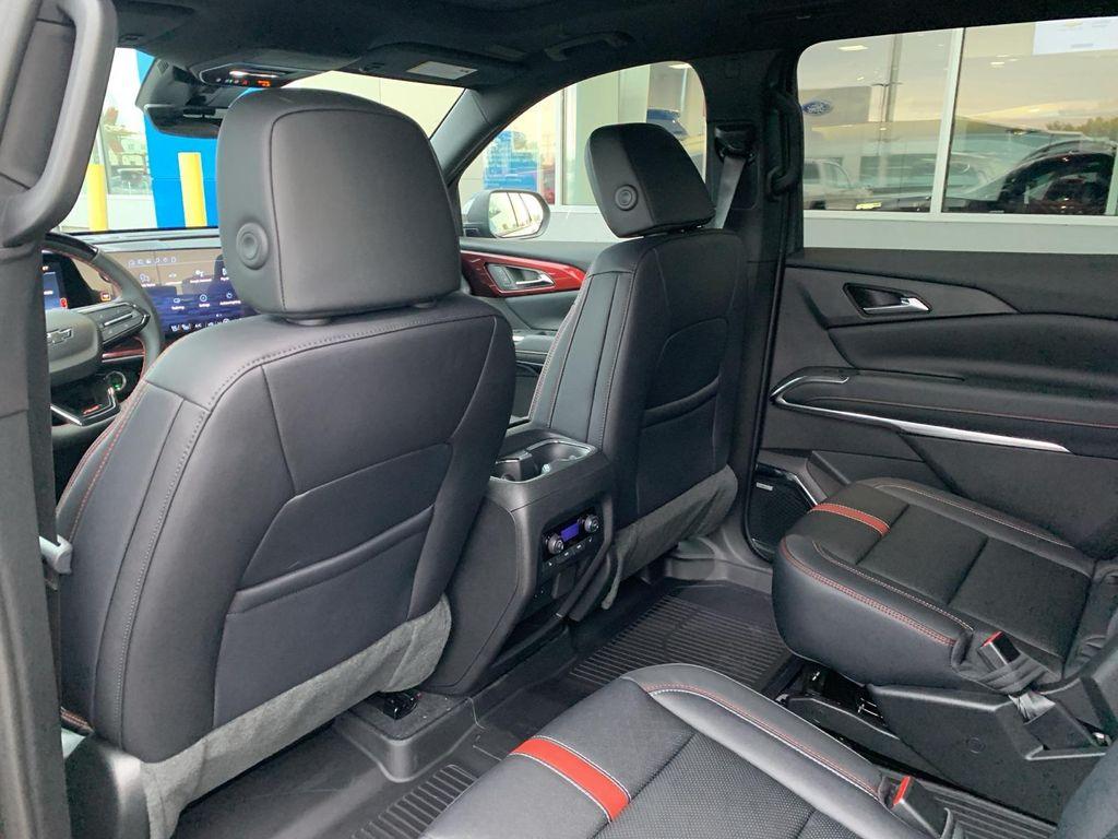 new 2026 Chevrolet Traverse car, priced at $57,220