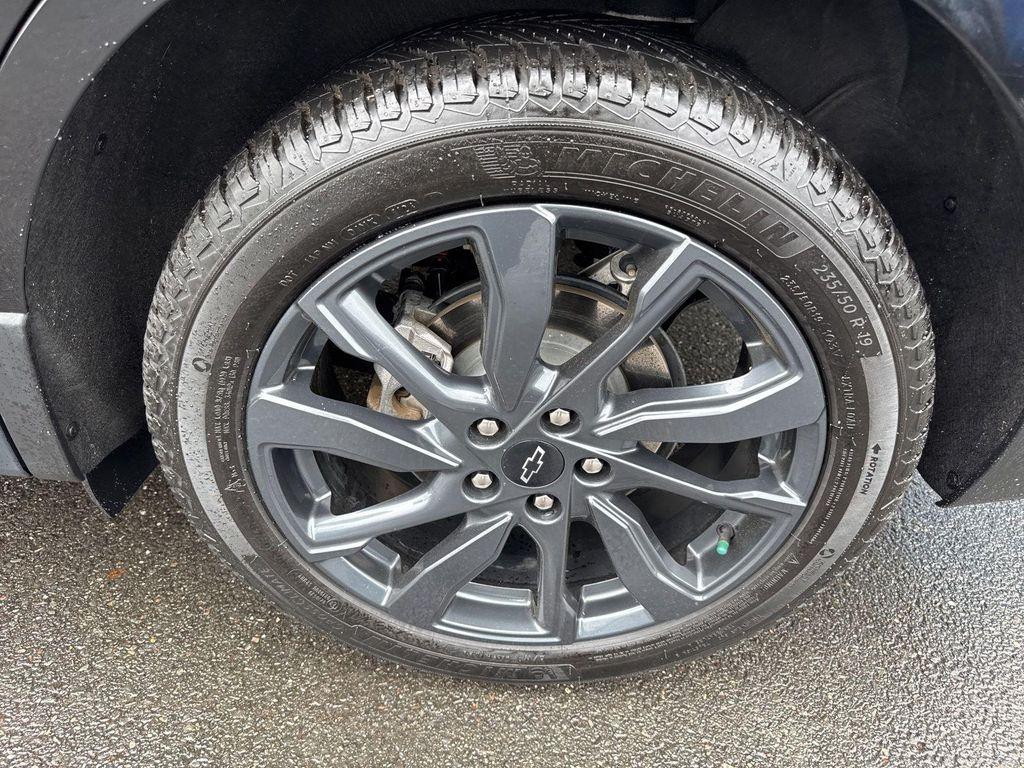 used 2022 Chevrolet Equinox car, priced at $21,734