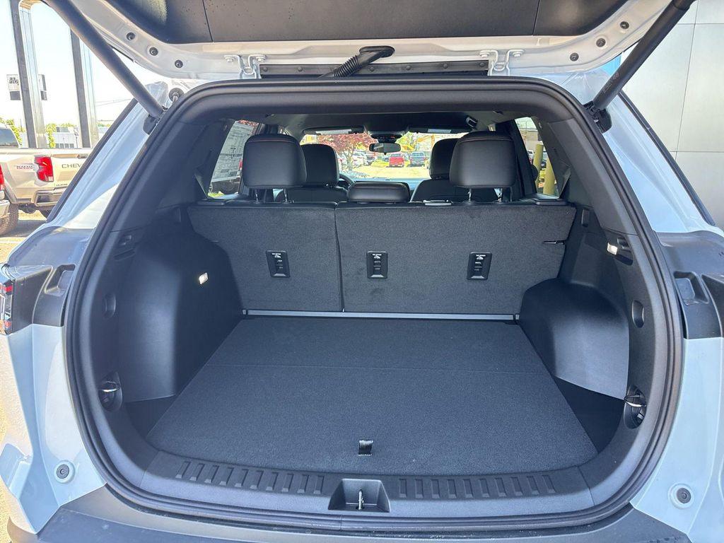 new 2026 Chevrolet Equinox car, priced at $35,629