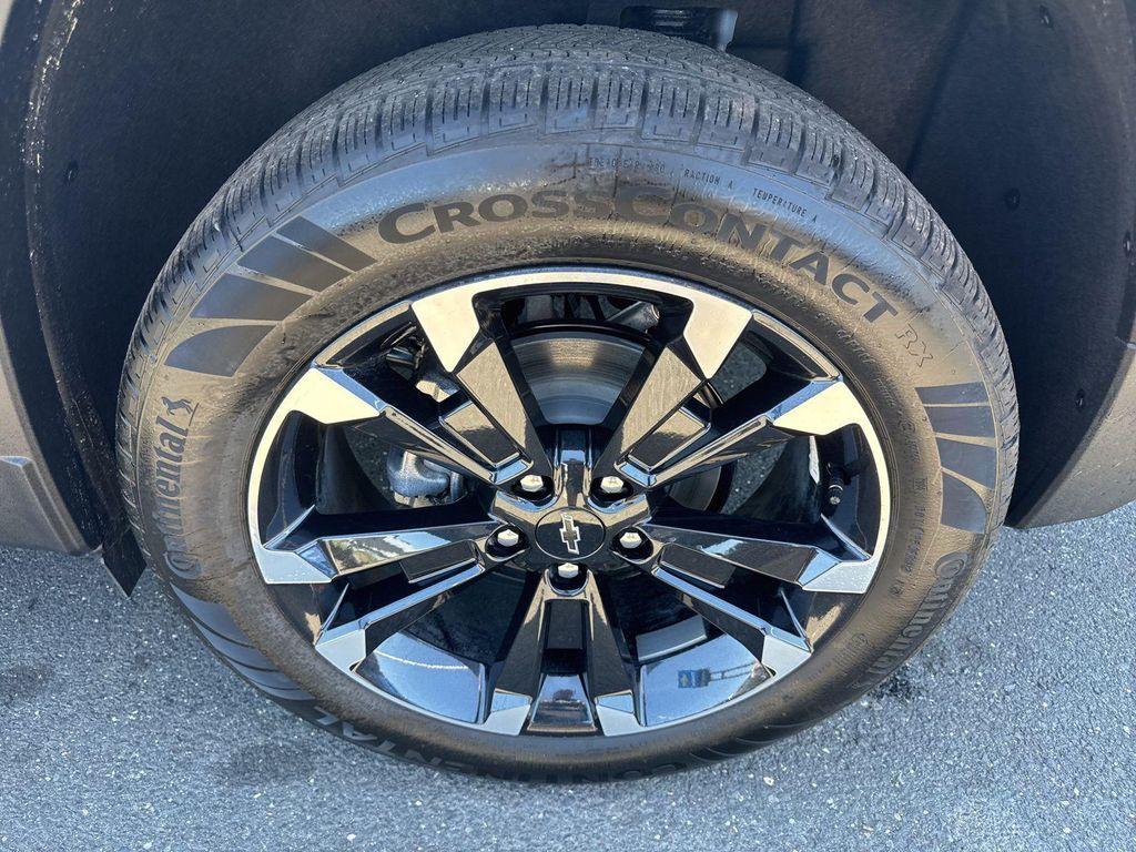 new 2026 Chevrolet Equinox car, priced at $35,629