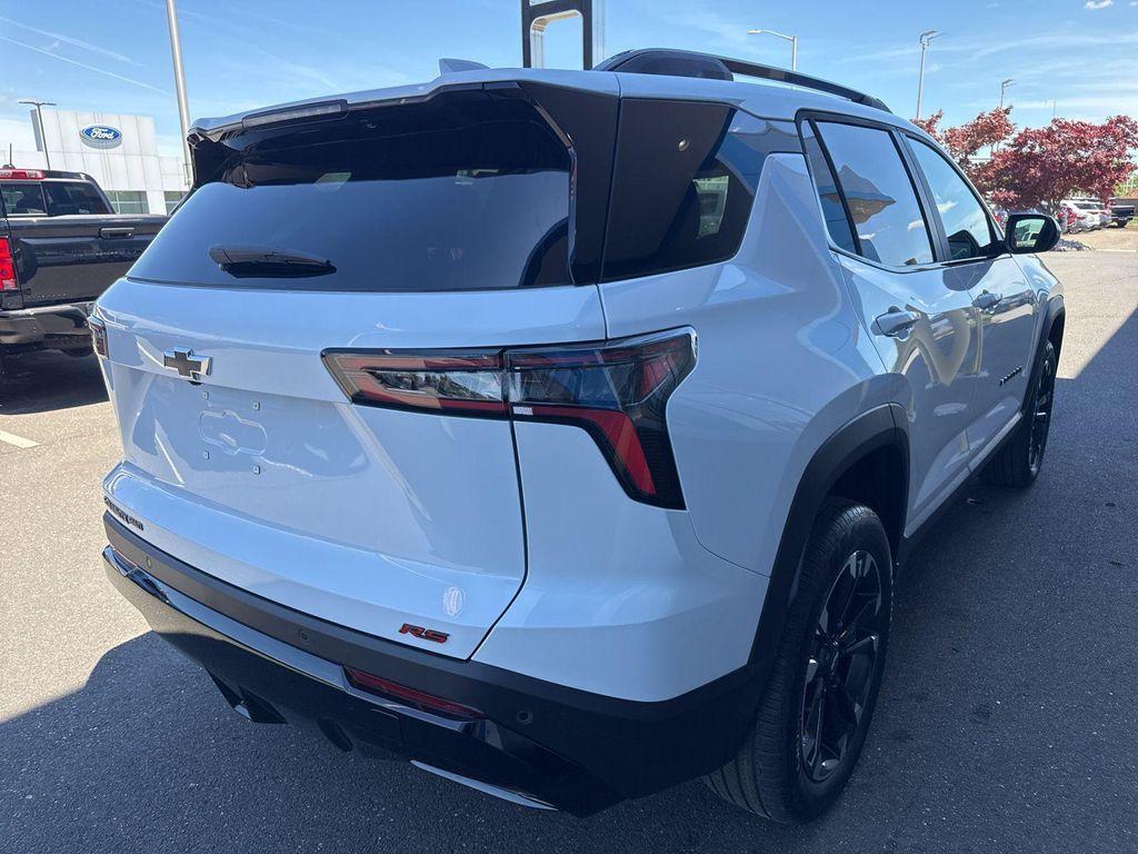 new 2026 Chevrolet Equinox car, priced at $35,629