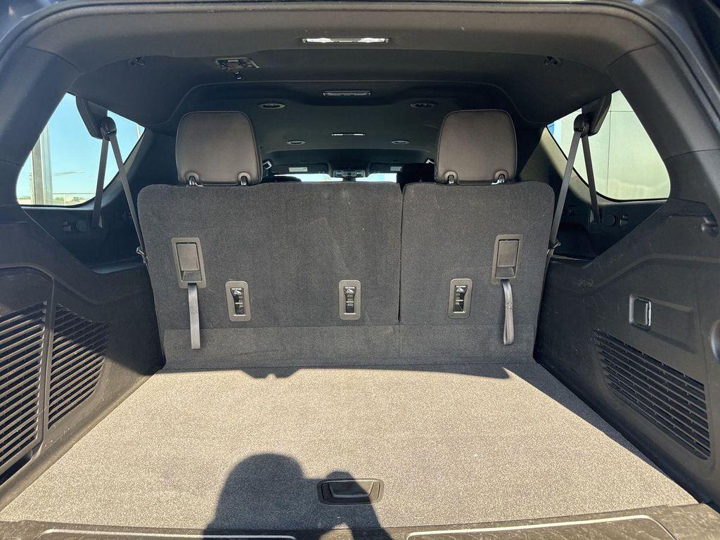 used 2021 Chevrolet Suburban car, priced at $28,980