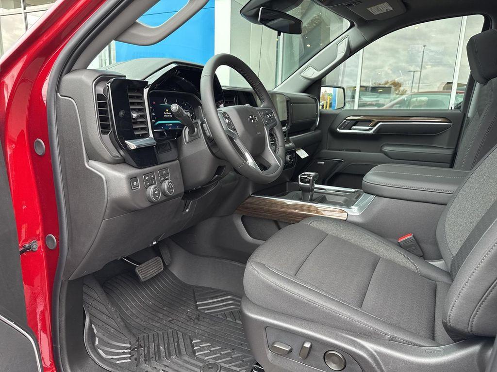new 2026 Chevrolet Silverado 1500 car, priced at $65,880