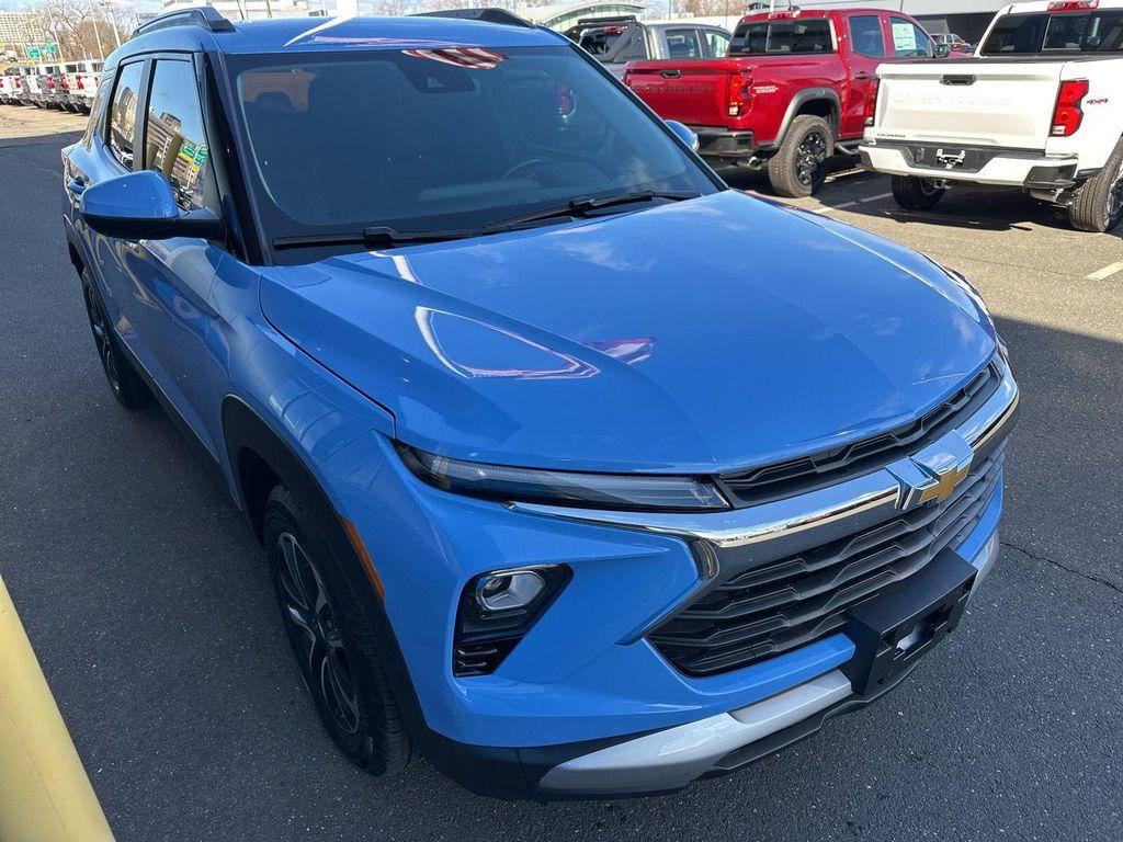 used 2024 Chevrolet TrailBlazer car, priced at $20,980