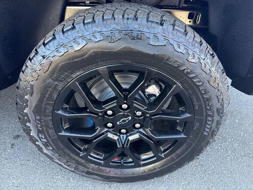 new 2026 Chevrolet Colorado car, priced at $47,664