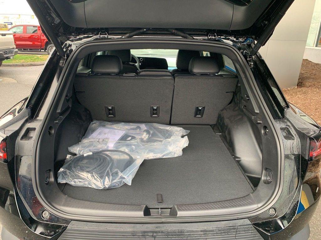 new 2026 Chevrolet Equinox EV car, priced at $39,295