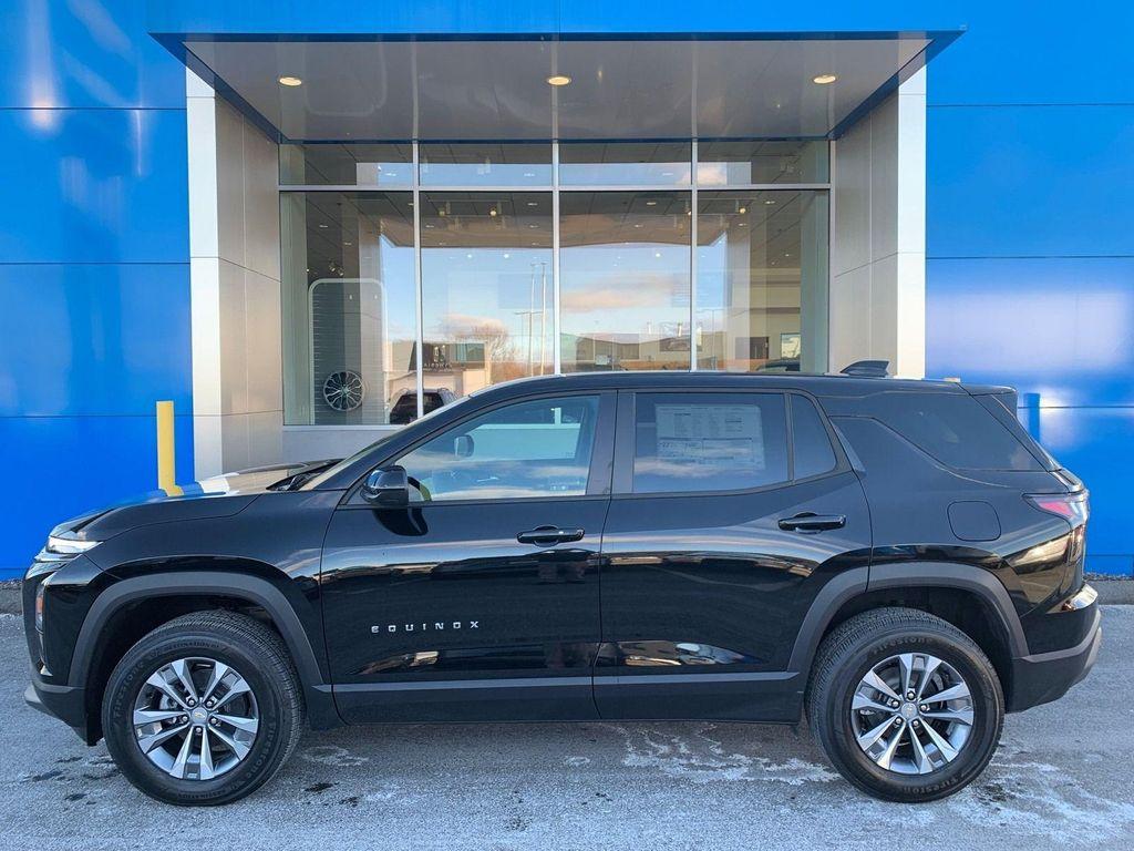 new 2026 Chevrolet Equinox car, priced at $32,795