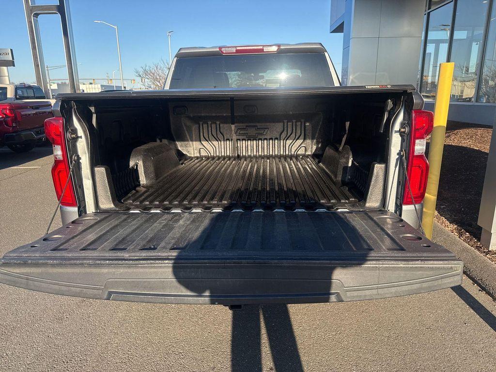 used 2021 Chevrolet Silverado 1500 car, priced at $23,980