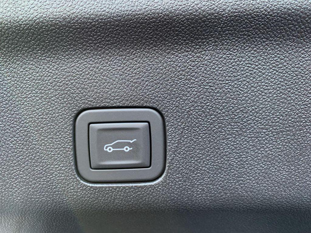 new 2025 Chevrolet Suburban car, priced at $77,920