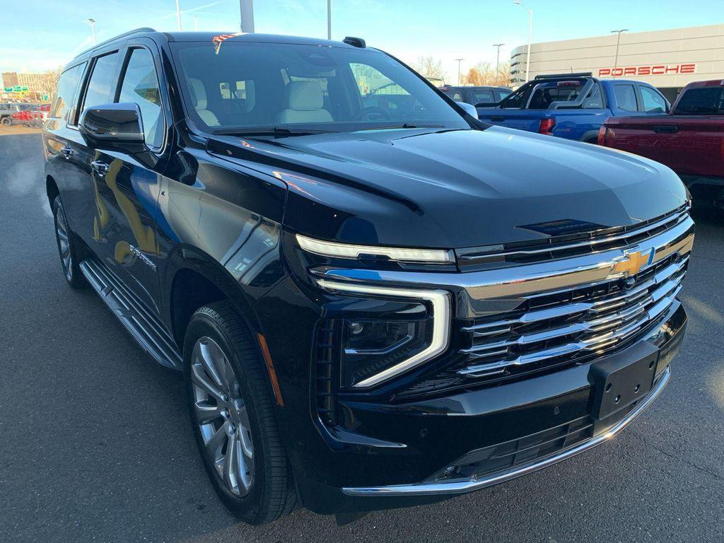 new 2025 Chevrolet Suburban car, priced at $73,320