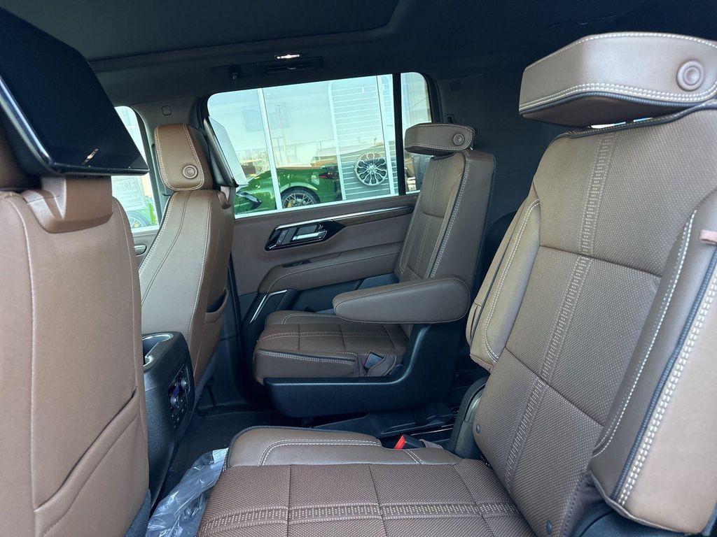 new 2026 Chevrolet Suburban car, priced at $98,869