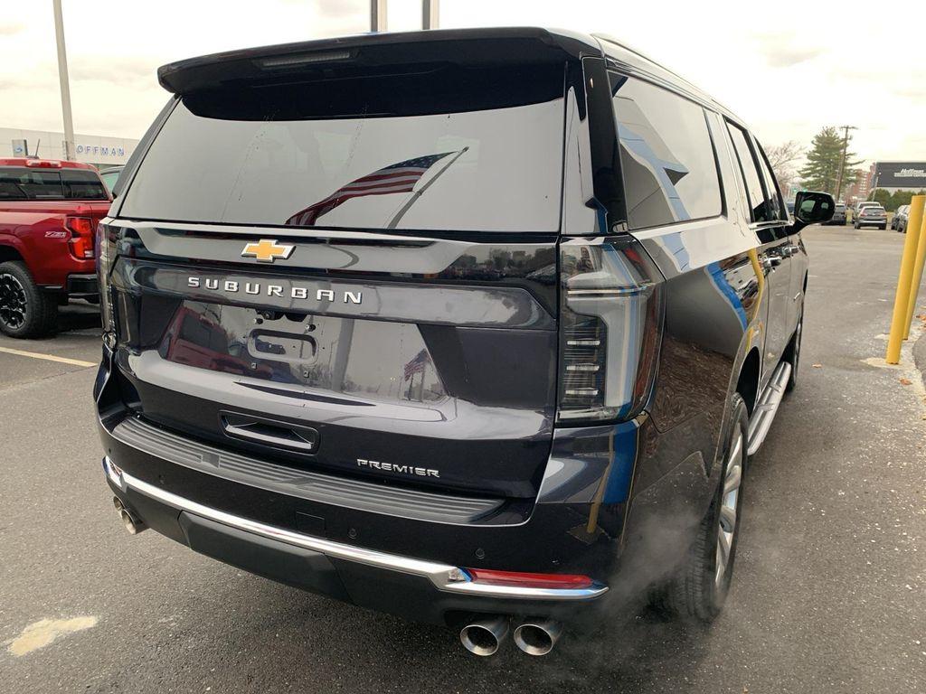 new 2025 Chevrolet Suburban car, priced at $76,115