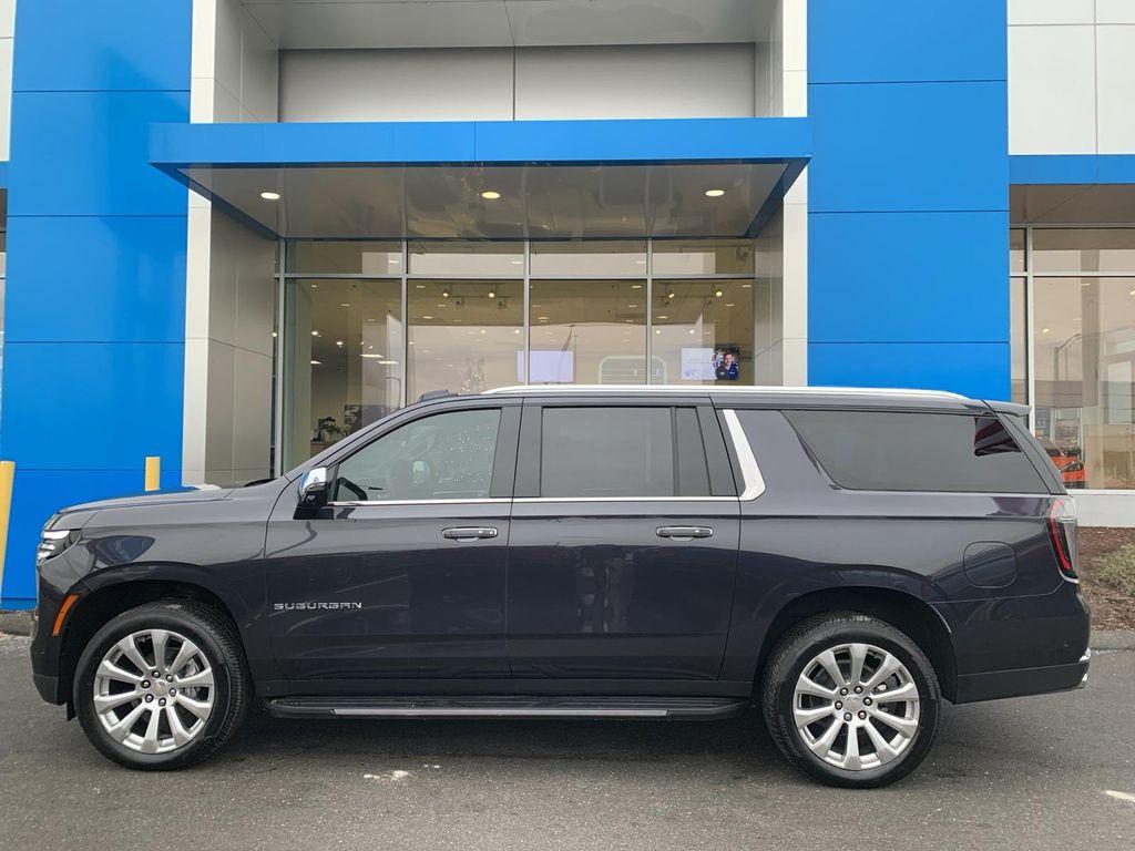 new 2025 Chevrolet Suburban car, priced at $76,115