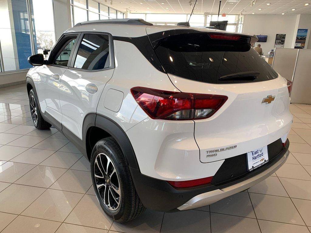 new 2026 Chevrolet TrailBlazer car, priced at $27,925