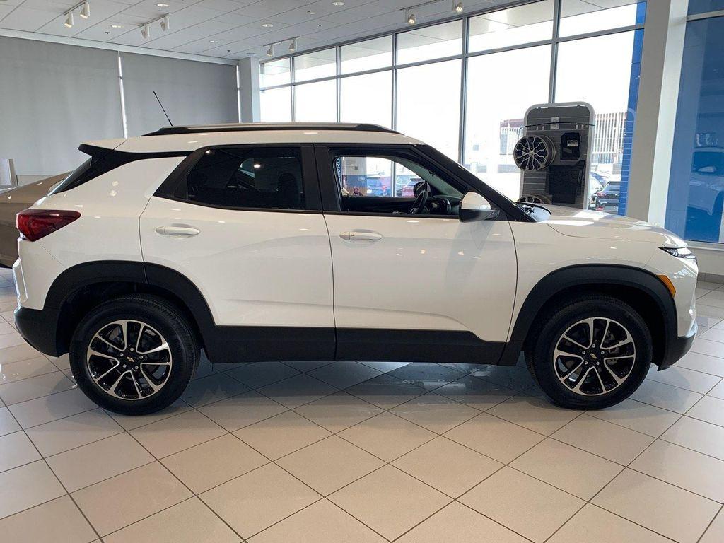 new 2026 Chevrolet TrailBlazer car, priced at $27,925